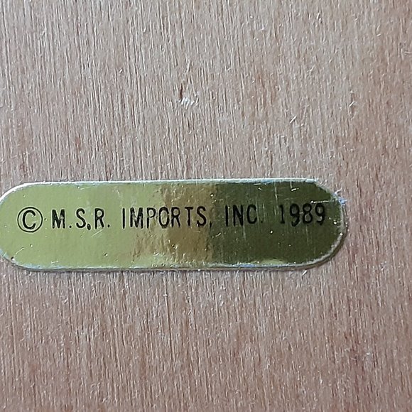 Kitschy vintage wall décor - Picture 4 of 4